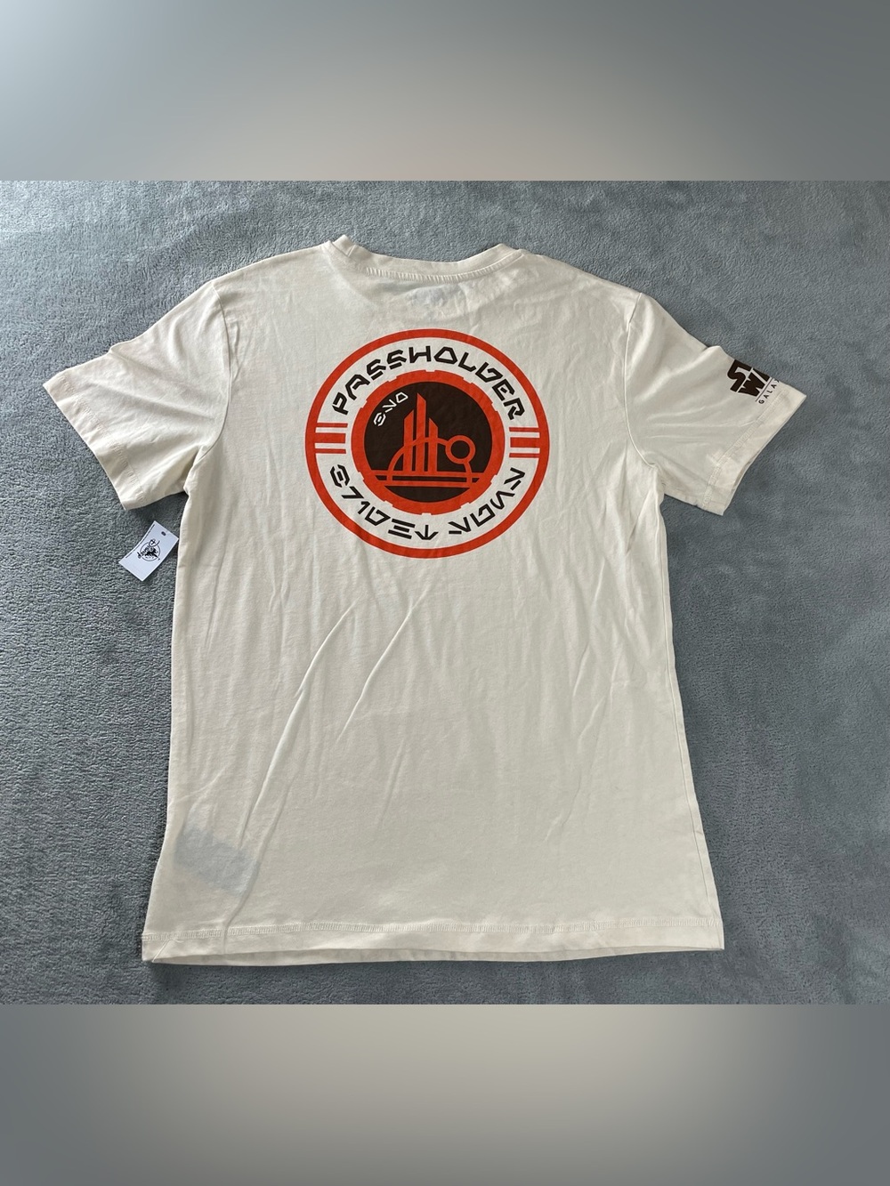 Disney Star Wars Galaxy's Edge T-Shirt Small Annual Passholder Beige Tan New NWT